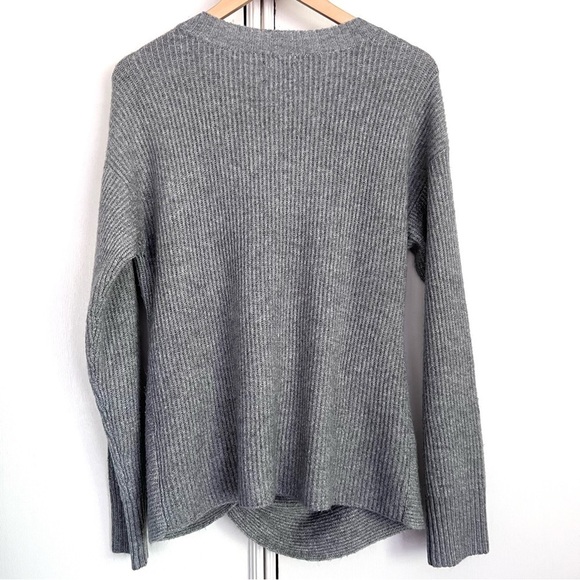 Aerie Offline‎ Twist Front Long Sleeve Ribbed Sweater Size Medium Comfy Lounge - Picture 5 of 8